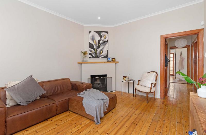 2 Bedroom Property for Sale in Sea Point Western Cape